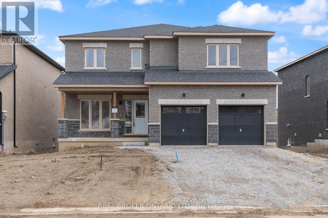 27 Butternut Dr in Simcoe, ON - Building Photo