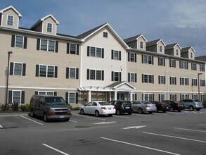 20 Sentinel Court in Manchester, NH - Building Photo - Building Photo