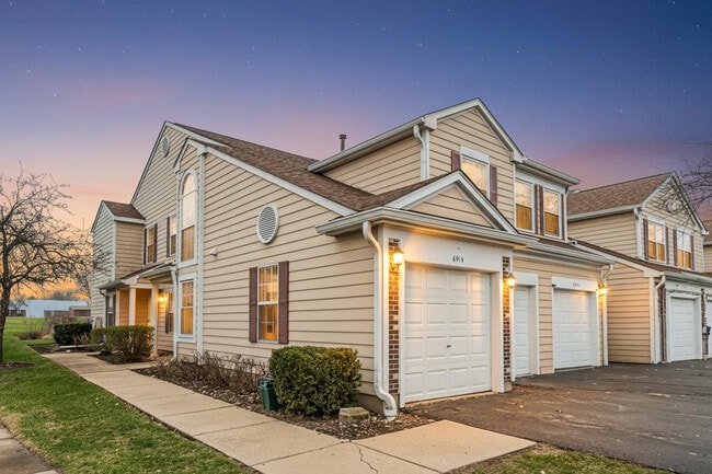 property at 691 W Streamwood Blvd