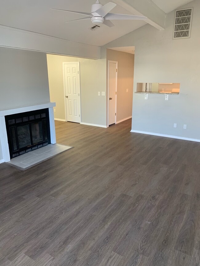 11032 E 14th Ct in Tulsa, OK - Building Photo - Building Photo