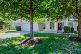 3916 Rolling Canyon Trail in Round Rock, TX - Building Photo - Building Photo