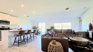 4049 Villa Doria Ct in North Fort Myers, FL - Building Photo - Building Photo