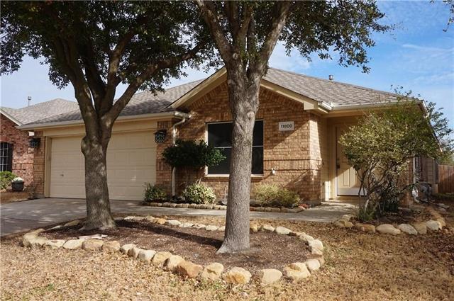 11800 Ponderosa Pine Dr in Fort Worth, TX - Building Photo - Building Photo
