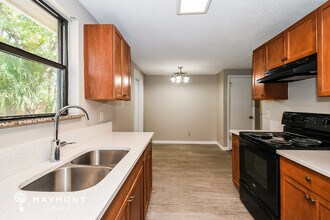 7317 Sharbeth Dr S in Jacksonville, FL - Building Photo - Building Photo