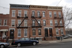 645 Bay Ridge Ave Apartamentos