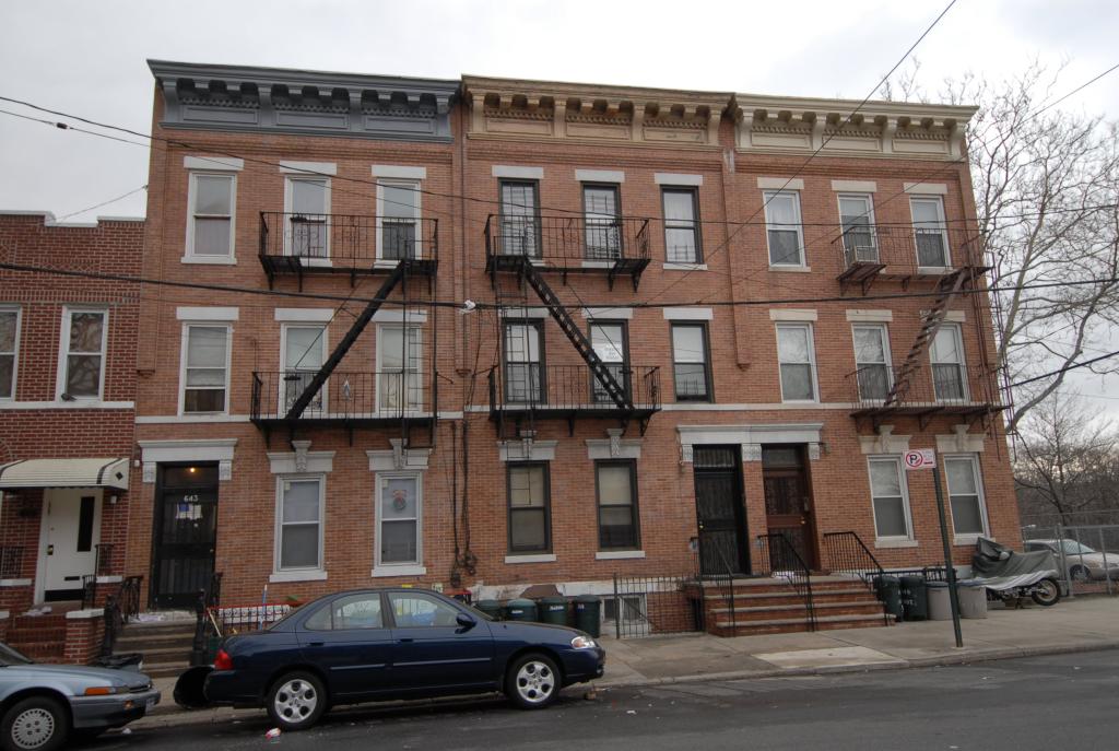 645 Bay Ridge Ave in Brooklyn, NY - Building Photo