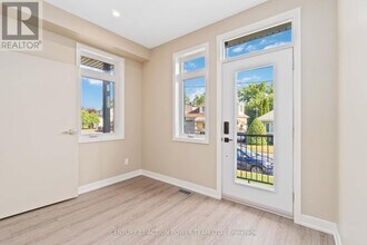 280-280 Lévis Ave in Ottawa, ON - Building Photo - Building Photo