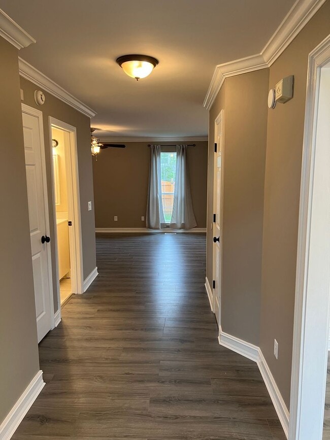 7952 Hamilton Mill Dr in Chattanooga, TN - Foto de edificio - Building Photo