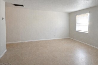 5402 Hardee St in Naples, FL - Building Photo - Building Photo