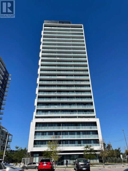 188 Fairview Mall Dr in Toronto, ON - Building Photo