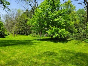 198 Bryans Rd in Hampton, NJ - Building Photo - Building Photo