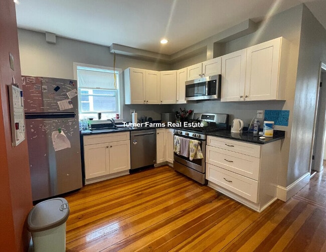 23 Berwick Rd, Unit 1