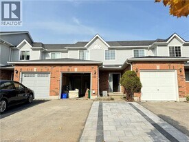 388 Laurel Gate Dr in Waterloo, ON - Building Photo