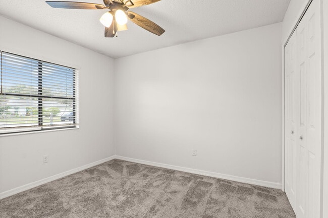 801 Young Ave NW in Palm Bay, FL - Building Photo - Building Photo