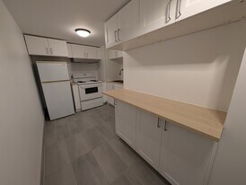 324 Laurier Ave E in Ottawa, ON - Building Photo