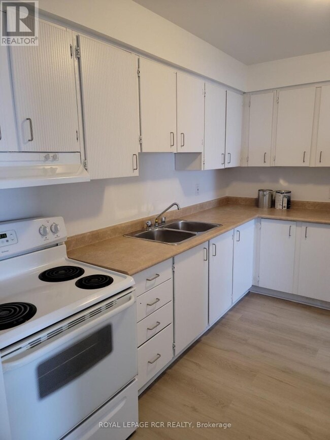 property at 2 Orchard Heights Blvd