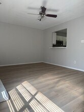 1844 River Crossing Cir in Austin, TX - Building Photo - Building Photo