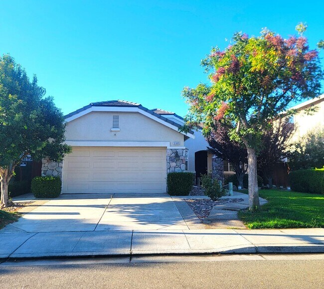 property at 2162 Golden Gate Dr