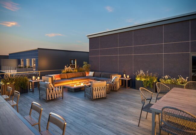 Rowe MKE in Milwaukee, WI - Building Photo - Building Photo
