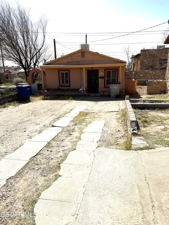 4000 1/2 Sacramento Ave in El Paso, TX - Building Photo - Building Photo