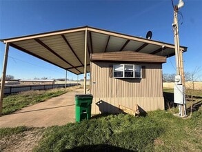3304 Hidalgo Rd in Waxahachie, TX - Building Photo - Building Photo