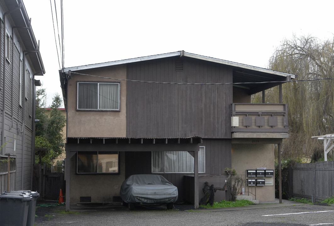 2116 8th St in Berkeley, CA - Building Photo