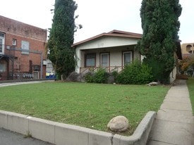 15 N Primrose Ave, Unit 15.5 in Alhambra, CA - Building Photo