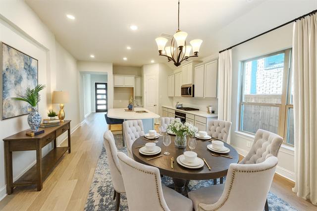 property at 2820 Crane Ct