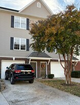 1810 Broadway St, Unit 205 in Lynchburg, VA - Building Photo