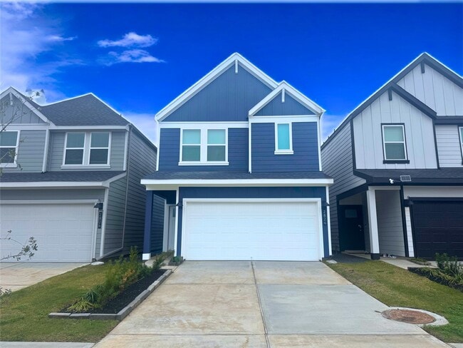 property at 2824 Lisburn Ter Ln