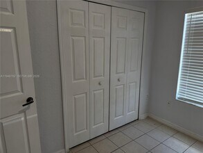 8245 NW 108th Ave in Doral, FL - Building Photo - Building Photo