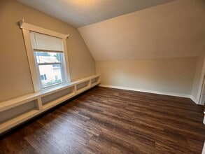 805 Teaticket Hwy, Unit 1A in Teaticket, MA - Building Photo - Building Photo