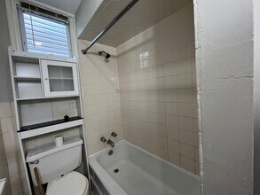 326 Avenue E, Unit 3R in Bayonne, NJ - Building Photo - Building Photo