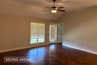 8943 Smith Ranch Dr in Southaven, MS - Foto de edificio - Building Photo