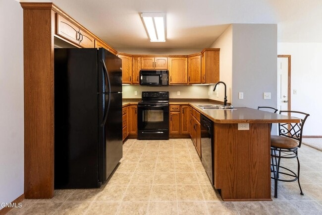 property at 2901 Edgewater Loop
