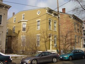 2435 Ohio Ave, Unit 1 in Cincinnati, OH - Building Photo
