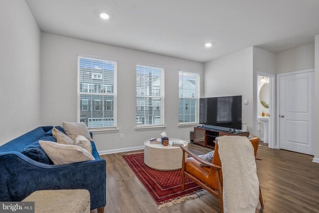 29 Sister's Farmstead Rd in Mount Laurel, NJ - Building Photo - Building Photo