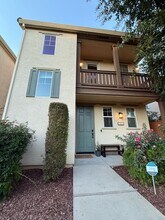 5004 Ocean Ln in Elk Grove, CA - Building Photo - Building Photo