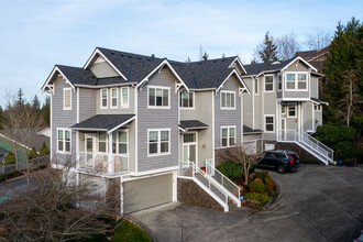 1601 NE Katsura St in Issaquah, WA - Foto de edificio - Building Photo