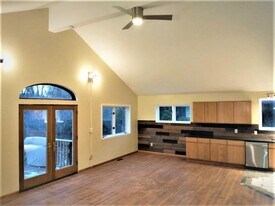 1848 Arbordale in Ann Arbor, MI - Building Photo