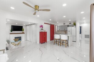 201 NE 28th Ct in Boynton Beach, FL - Building Photo