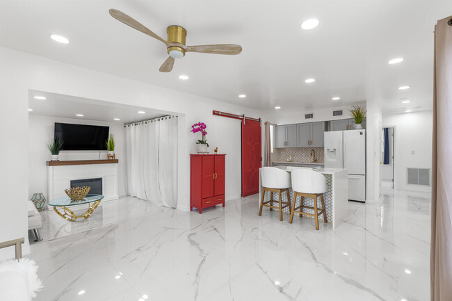 property at 201 NE 28th Ct