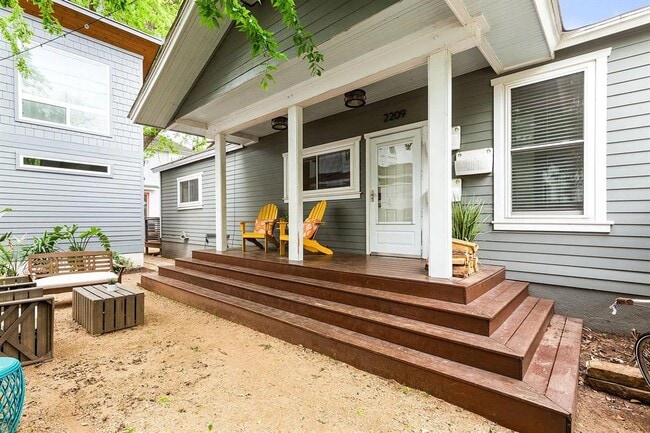 property at 2209 Garden St