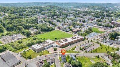 1105 N Main St in Waterbury, CT - Building Photo - Building Photo