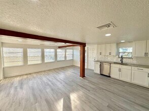 715 E Silver Star Rd in Ocoee, FL - Building Photo - Building Photo