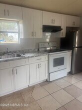 105 Rhine St in Interlachen, FL - Building Photo - Building Photo