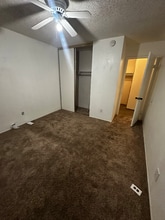 385 Locust St in Gridley, CA - Foto de edificio - Building Photo