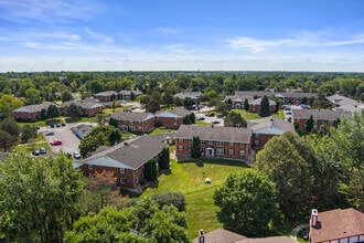 Tuckaway Heights Apartments in Greenfield, WI - Building Photo - Building Photo