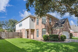 19010 Country Square Dr in Houston, TX - Building Photo
