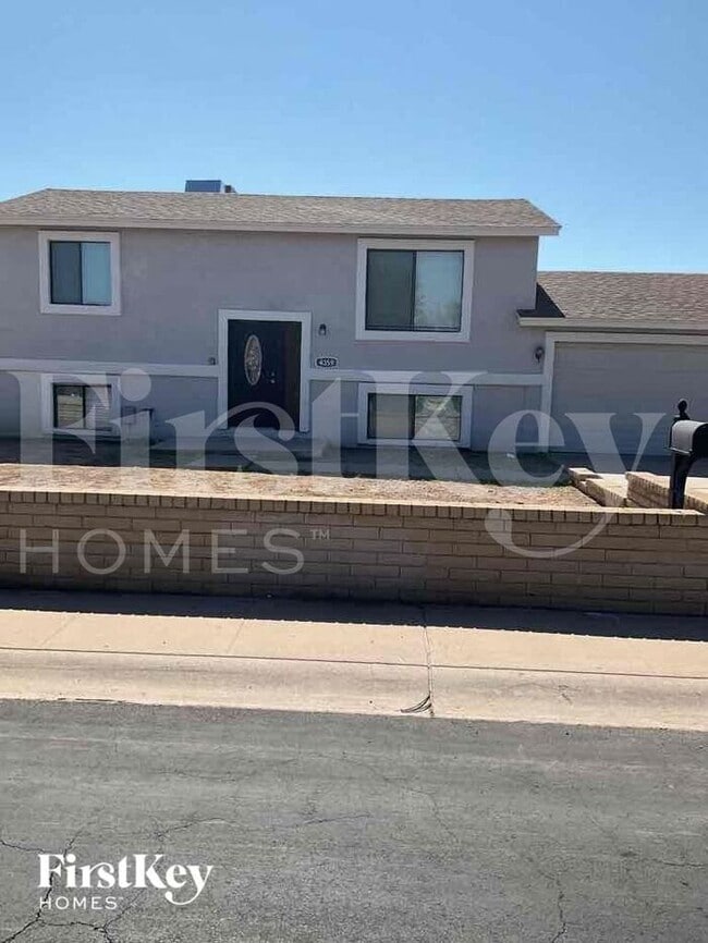 4359 E Lynne Ln
